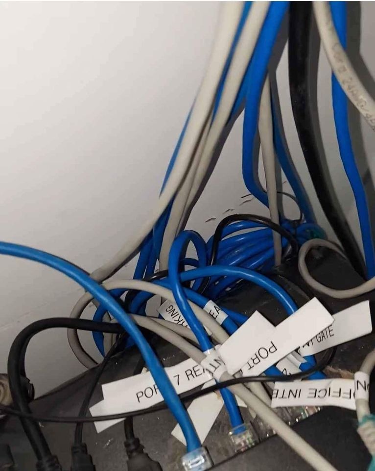 AKMITS Labeled Cabling Field Standard